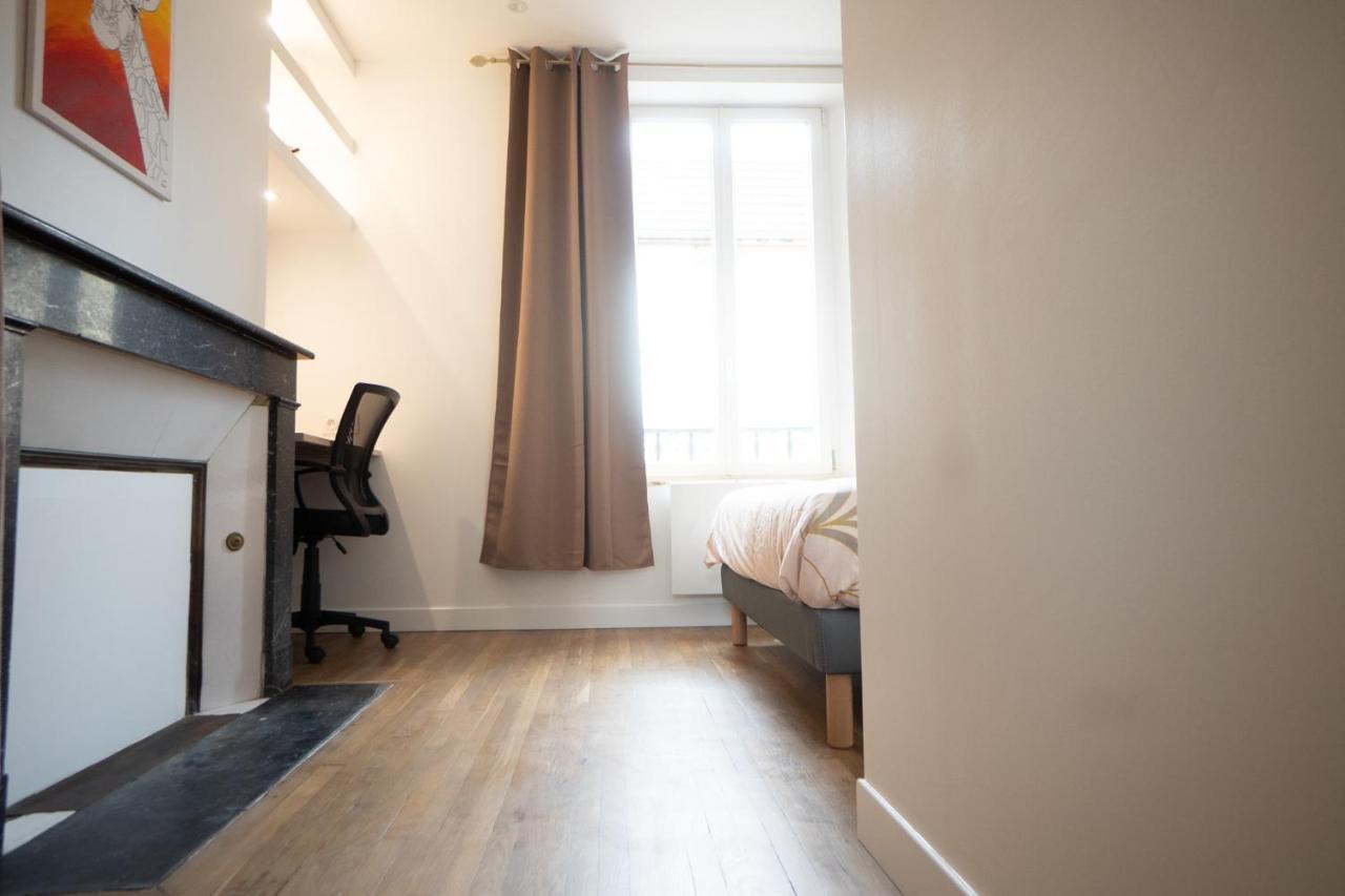 Appartement Cozy Avec Stationnement Gratuit 圣安德烈莱韦尔热 外观 照片