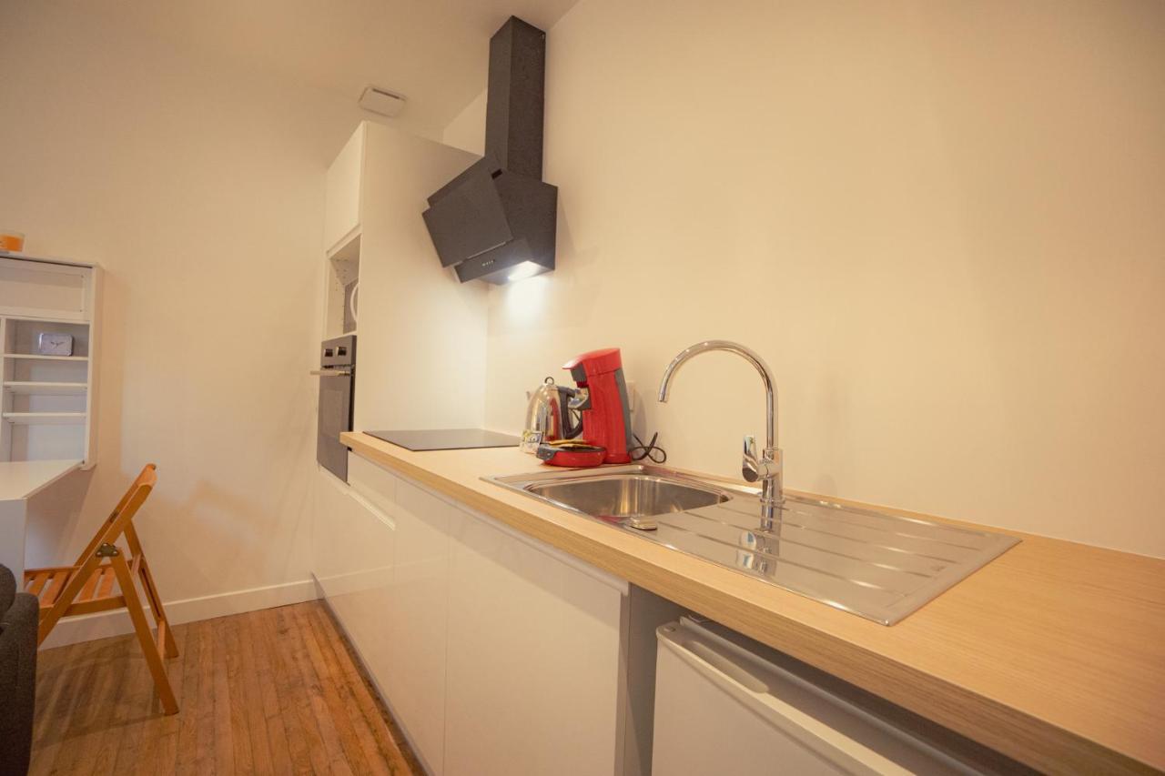 Appartement Cozy Avec Stationnement Gratuit 圣安德烈莱韦尔热 外观 照片