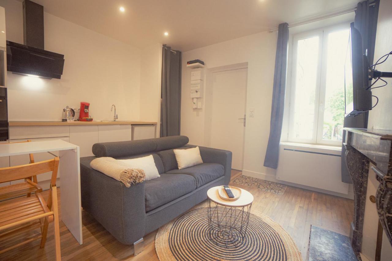 Appartement Cozy Avec Stationnement Gratuit 圣安德烈莱韦尔热 外观 照片