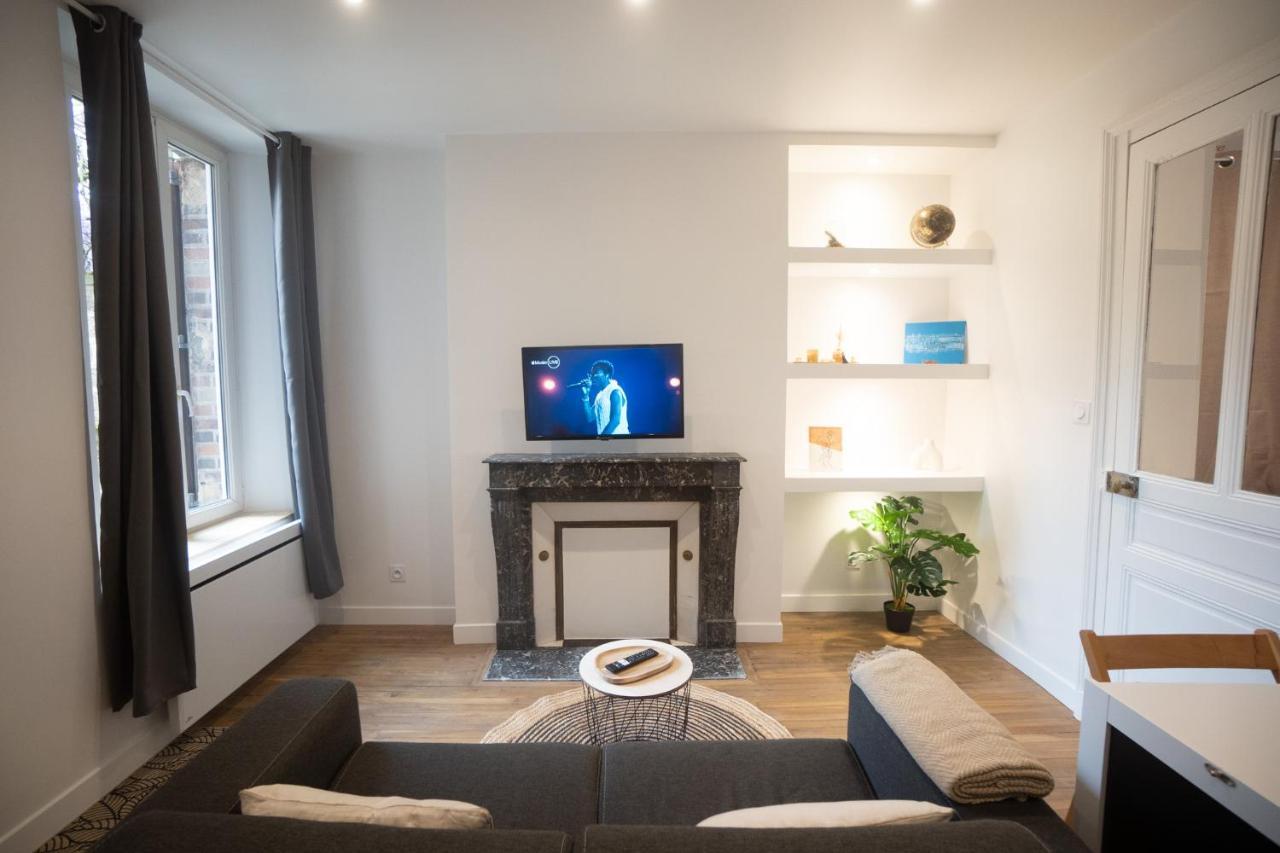 Appartement Cozy Avec Stationnement Gratuit 圣安德烈莱韦尔热 外观 照片