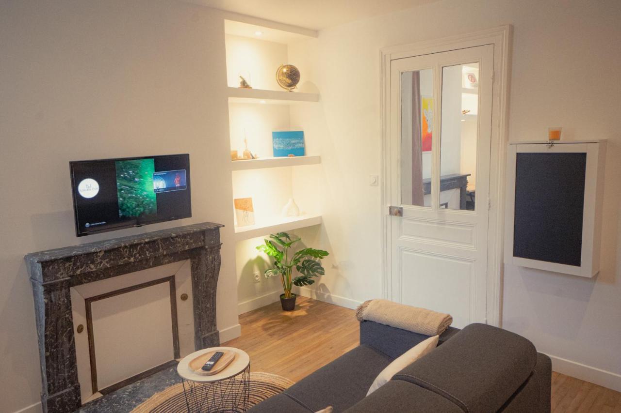 Appartement Cozy Avec Stationnement Gratuit 圣安德烈莱韦尔热 外观 照片