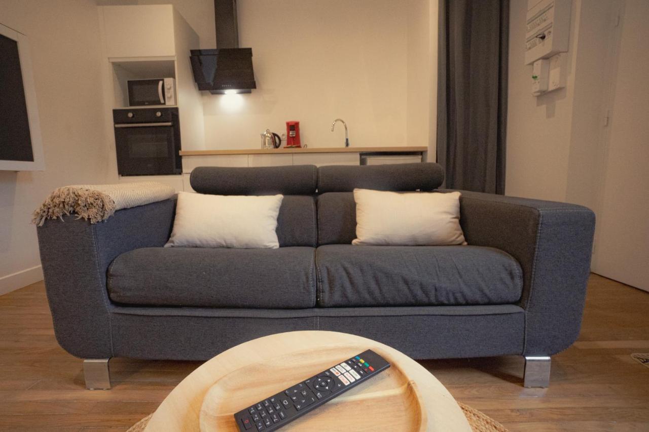 Appartement Cozy Avec Stationnement Gratuit 圣安德烈莱韦尔热 外观 照片